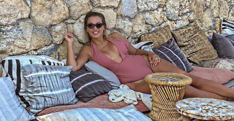 Η Κωνσταντίνα Σπυροπούλου πριν την πρεμιέρα για την εκπομπή της σε διακοπές στο Instagram