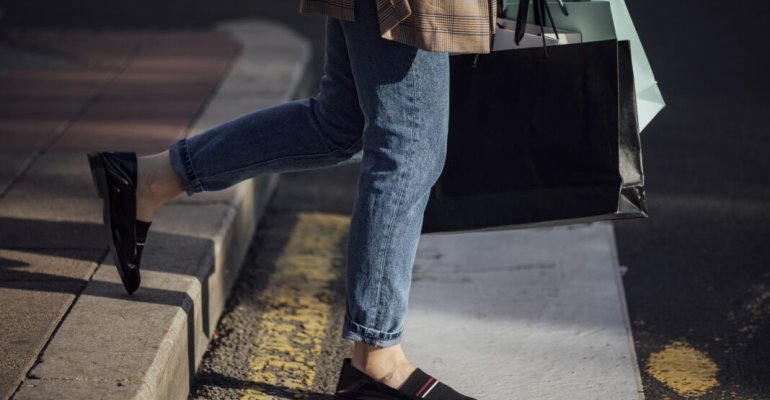 Loafers: Το super άνετο παπούτσι που μπορείς να φοράς από το πρωί μέχρι το βράδυ!